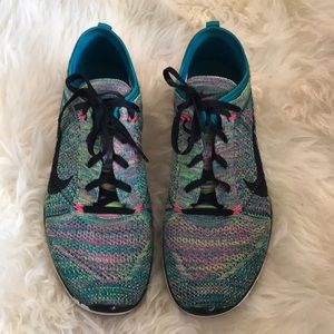 Nike TR Flyknit Shoes